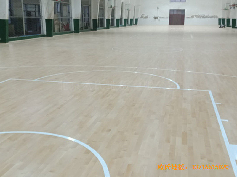 河北滄州體育學(xué)?；@球館體育地板施工案例3