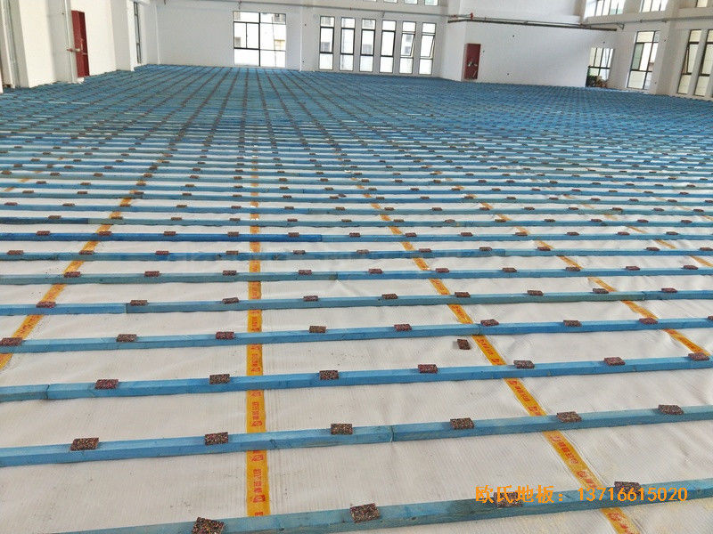 安徽上派學(xué)區(qū)中心學(xué)?；@球館運動木地板施工案例1